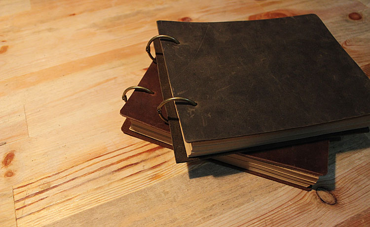 Блокнот из воловьей кожи