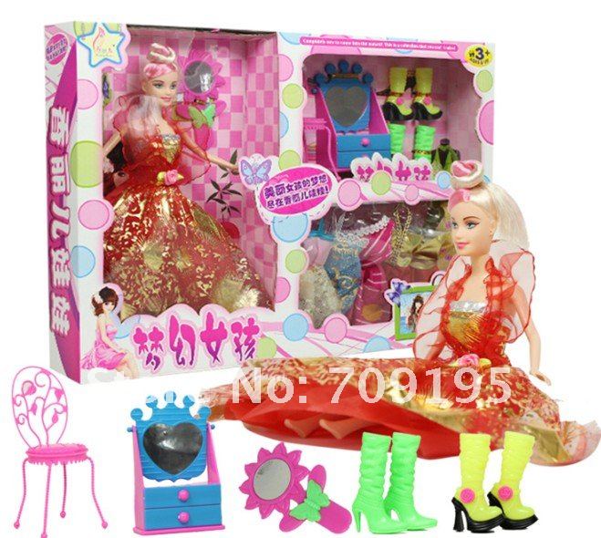 Подарочный набор Кукла с аксессуарами