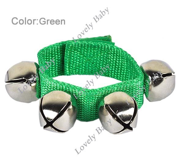 Детский браслет с погремушками