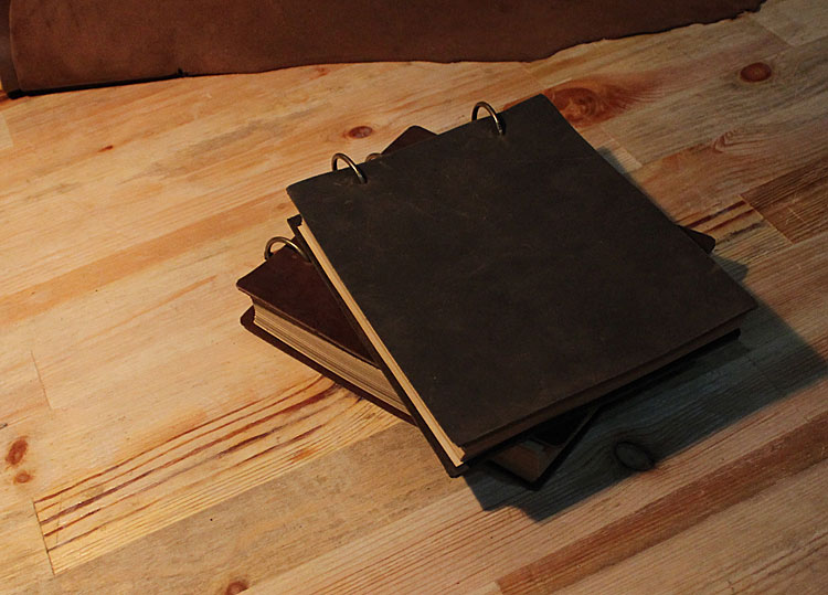 Блокнот из воловьей кожи