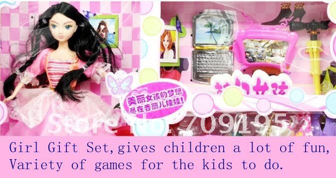 Подарочный набор Кукла с аксессуарами, G03D