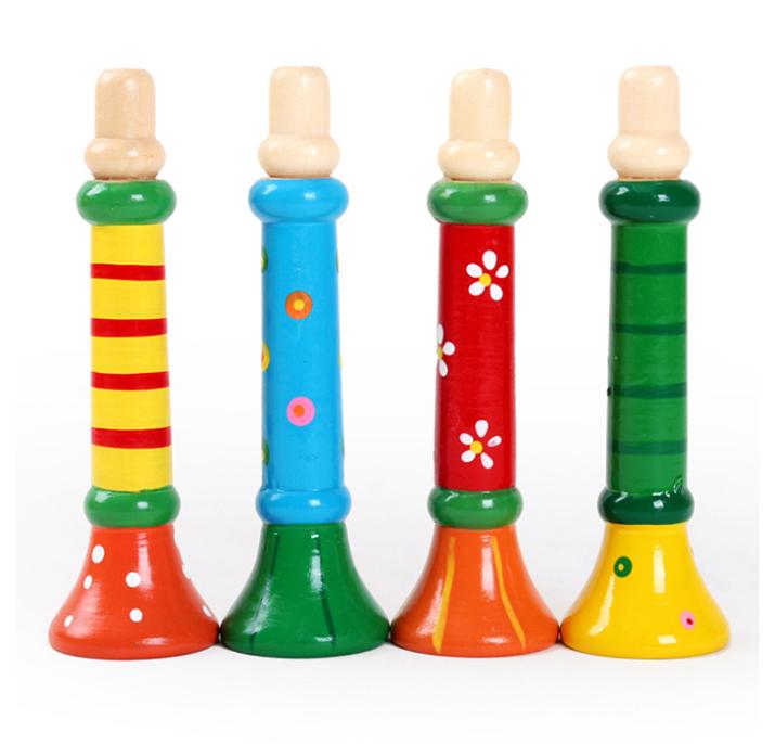 Деревянная детская дудочка FZ1291