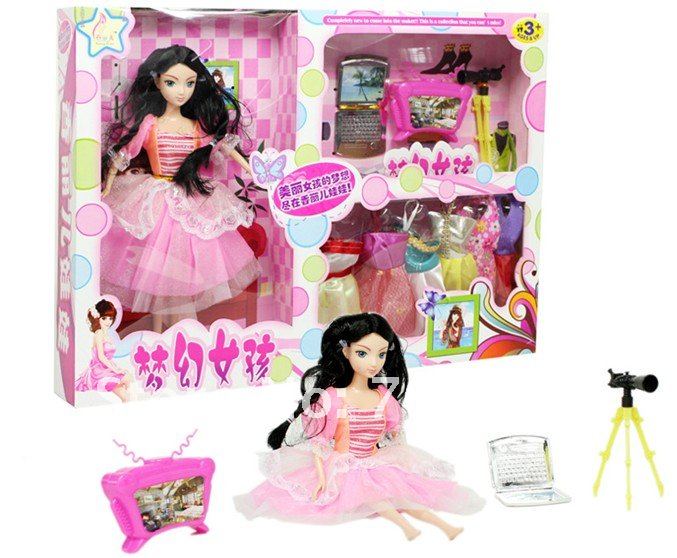 Подарочный набор Кукла с аксессуарами, G03D