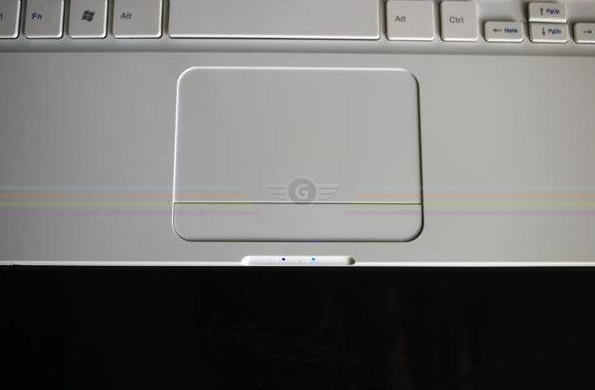 D525 - Ноутбук, Intel D525 1.86GHz, 13.3