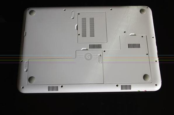 D525 - Ноутбук, Intel D525 1.86GHz, 13.3