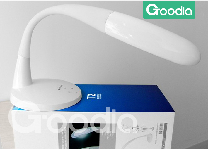 Настольная лампа