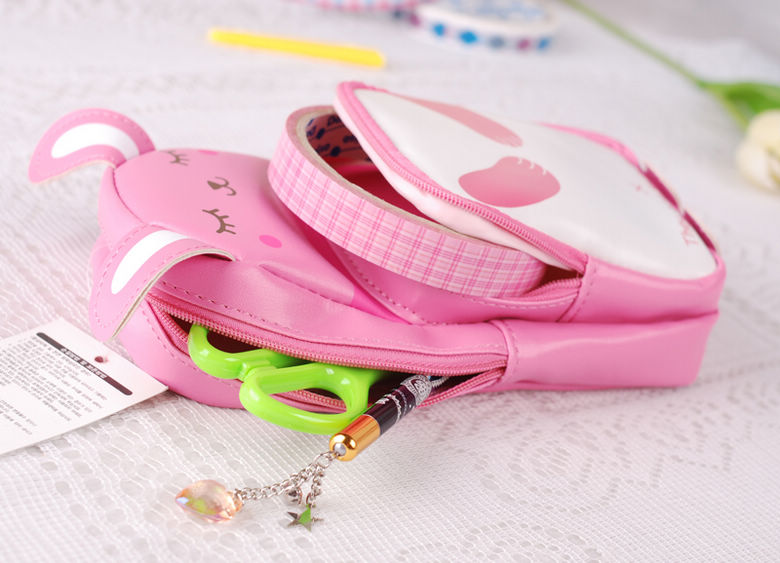 Школьный пенал для ручек