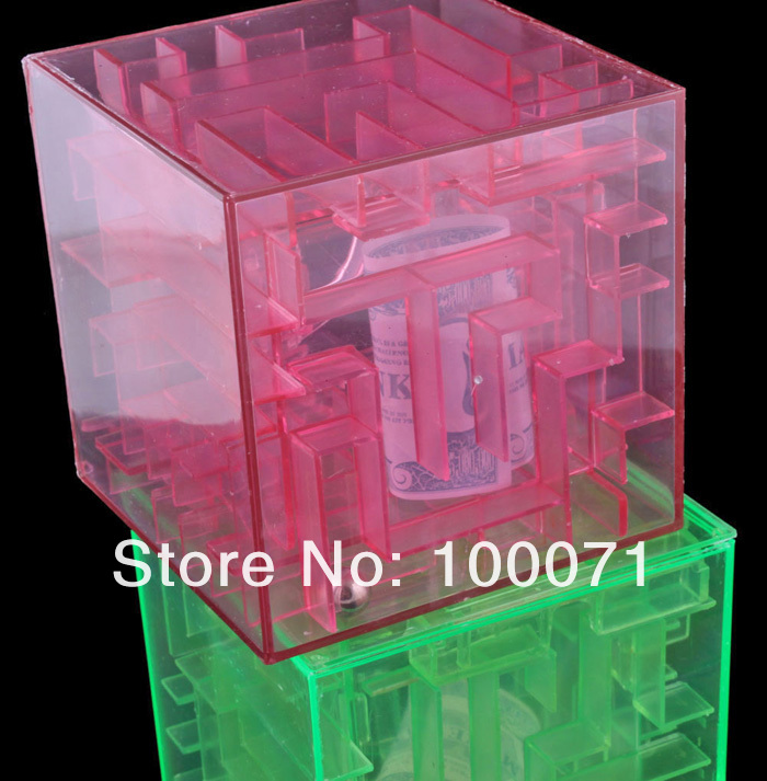 Квадратный лабиринт-банк