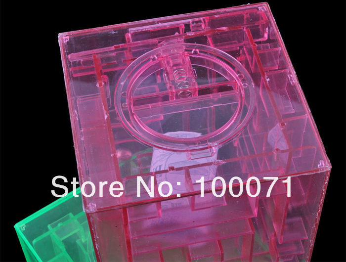 Квадратный лабиринт-банк