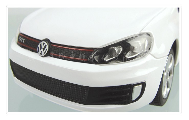 Rastar Volkswagen Golf GTI -     1:24