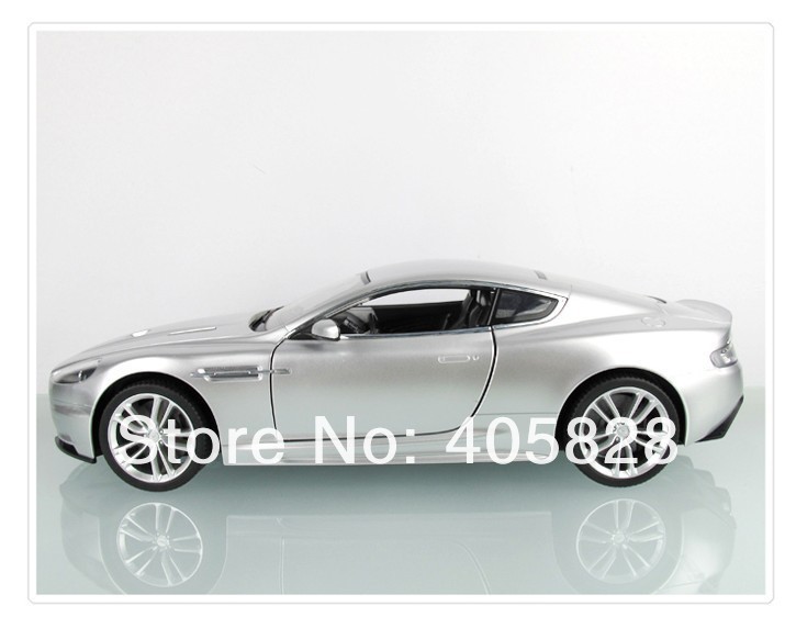 Rastar Aston Martin DBS -     1:14