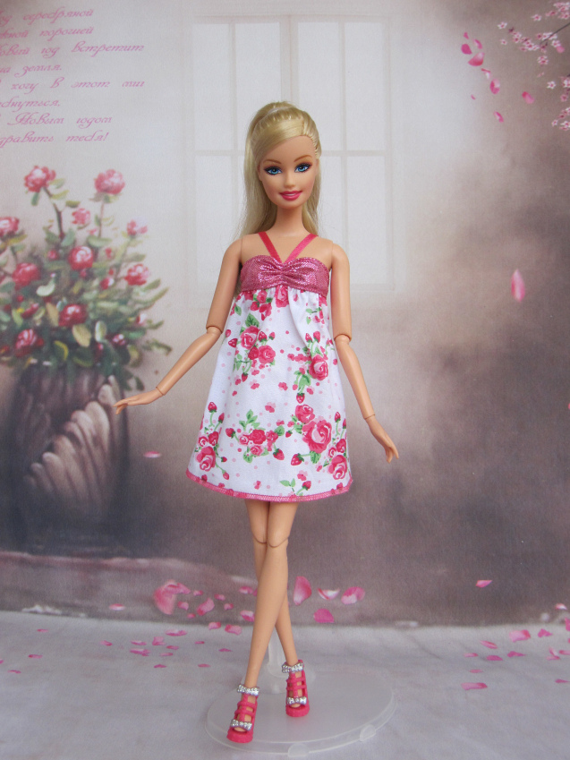 Комплект одежды и аксессуаров для Барби