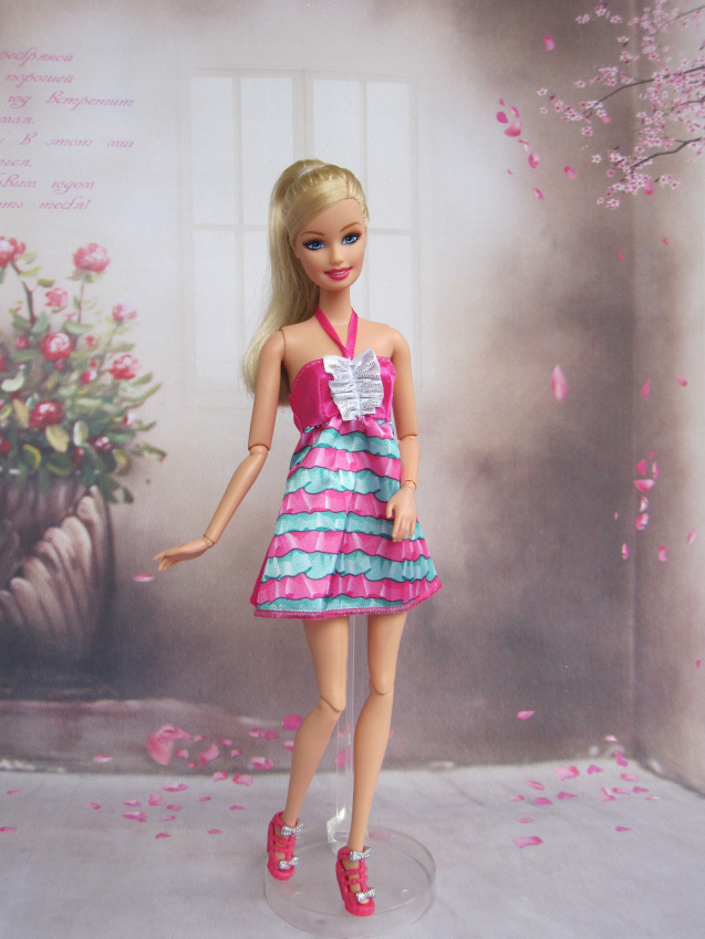 Комплект одежды и аксессуаров для Барби