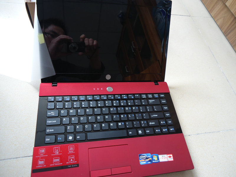 SR-D2550 - ноутбук, Windows 7, Windows XP, Intel Celeron 1.80GHz, 14.0