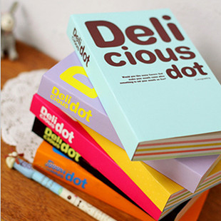 Записная книжка - блокнот с разноцветными страницами