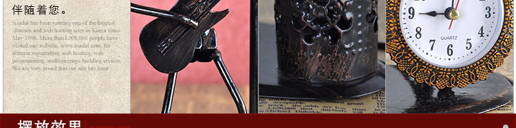 Настольная лампа с часами