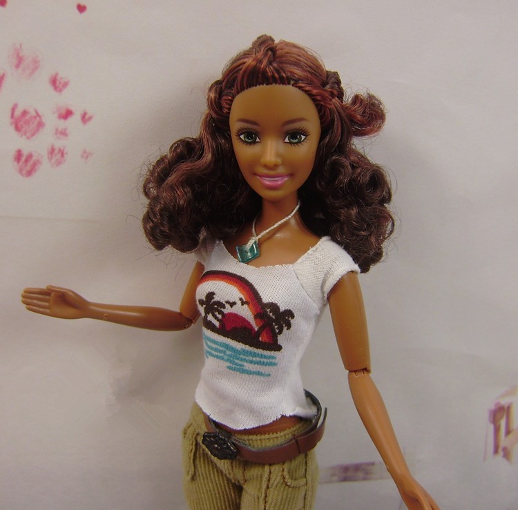 Кукла Барби с одеждой и обувью