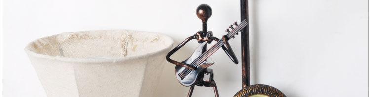 Настольная лампа с часами