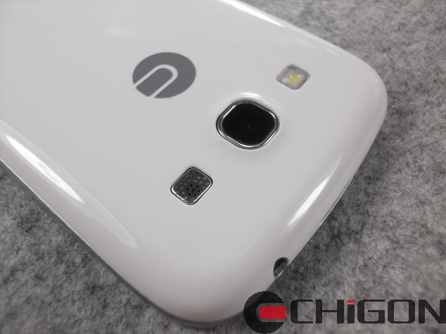 Chigon A720 - смартфон, Android 4.0.4, MTK6577 (2x1.2GHz), 4.5