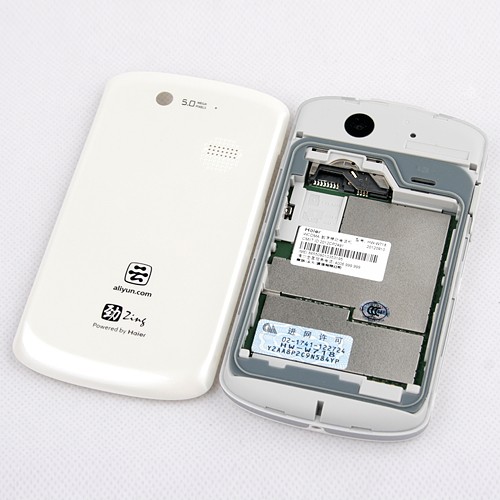 Haier W718 - смартфон, Android 4.0.4, MTK6575 (1GHz), 4