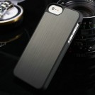 Чехол для iPhone 5 из матового алюминия и пластика
